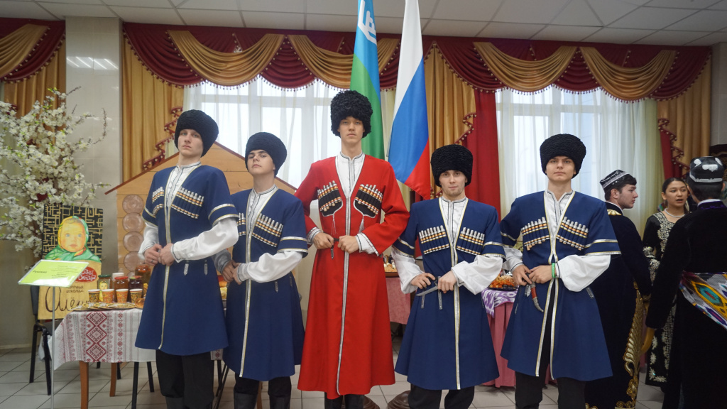 Сургут. День народного единтва33.JPG