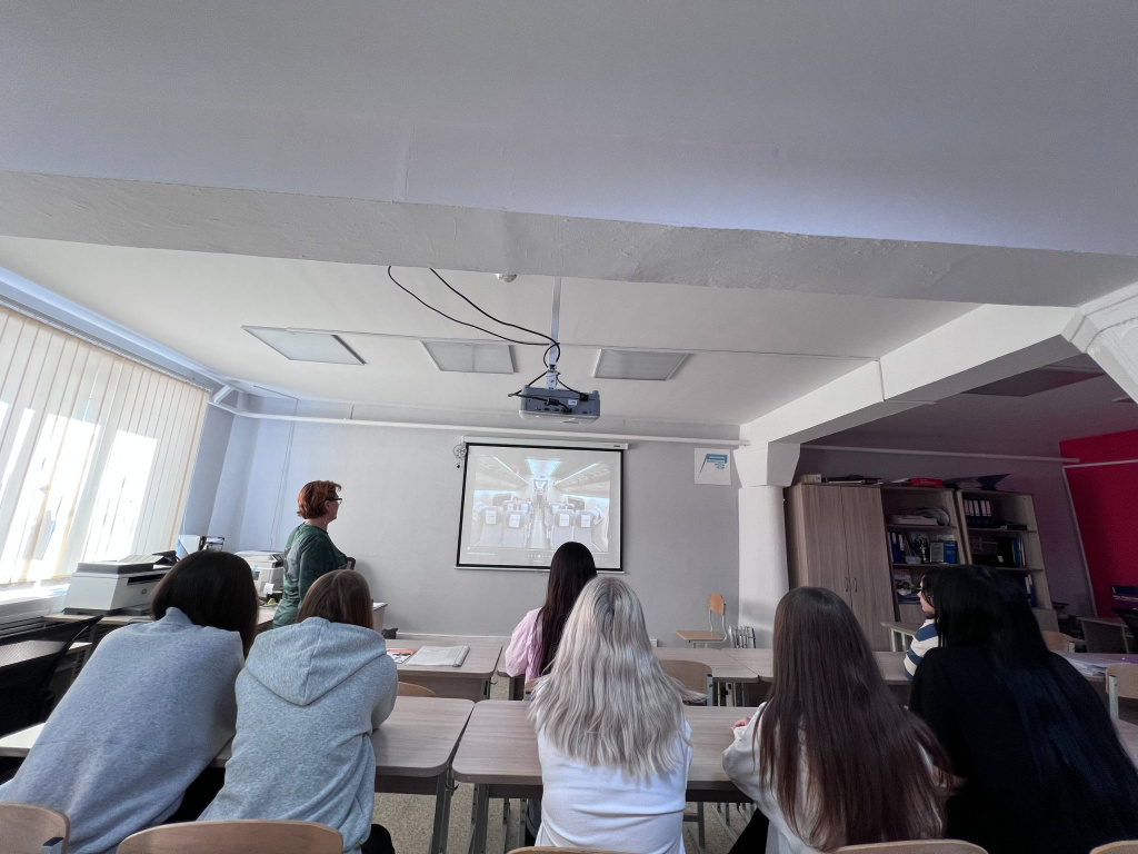 Онлайн-встреча 23-22 (1).jpg