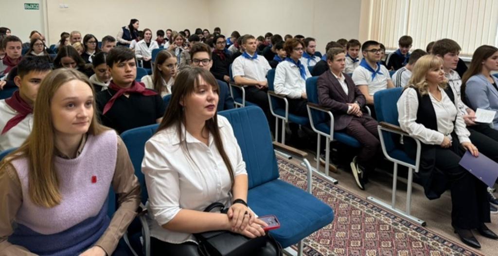 покачи движ.первых.jpg
